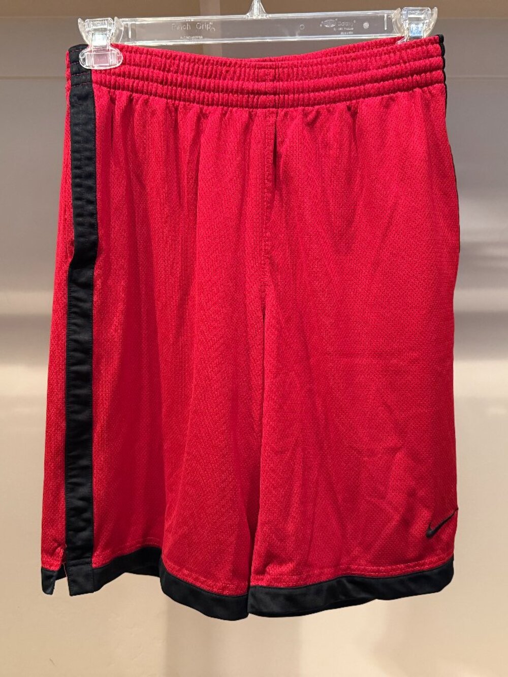Nike Red Basketball Shorts with Pockets Size Small